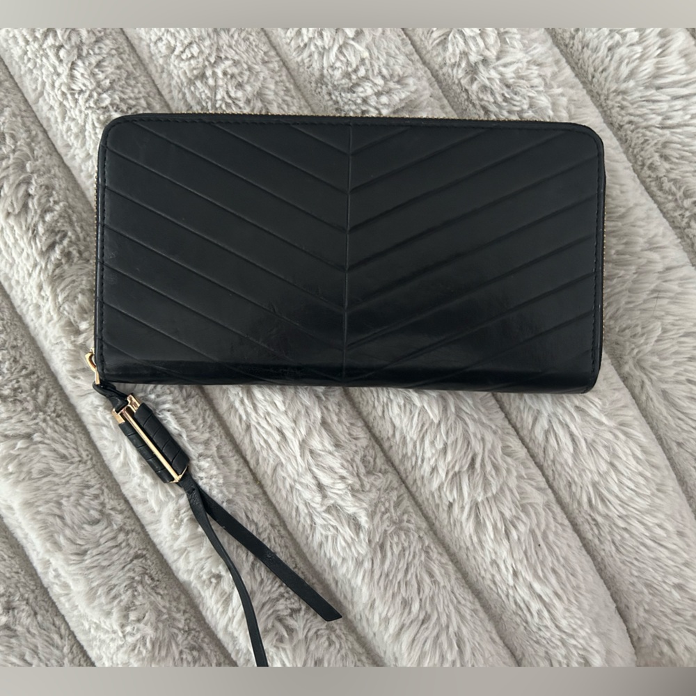 Stella & Dot black leather wallet
